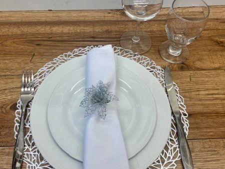 Christmas Table Setting Silver on Sale