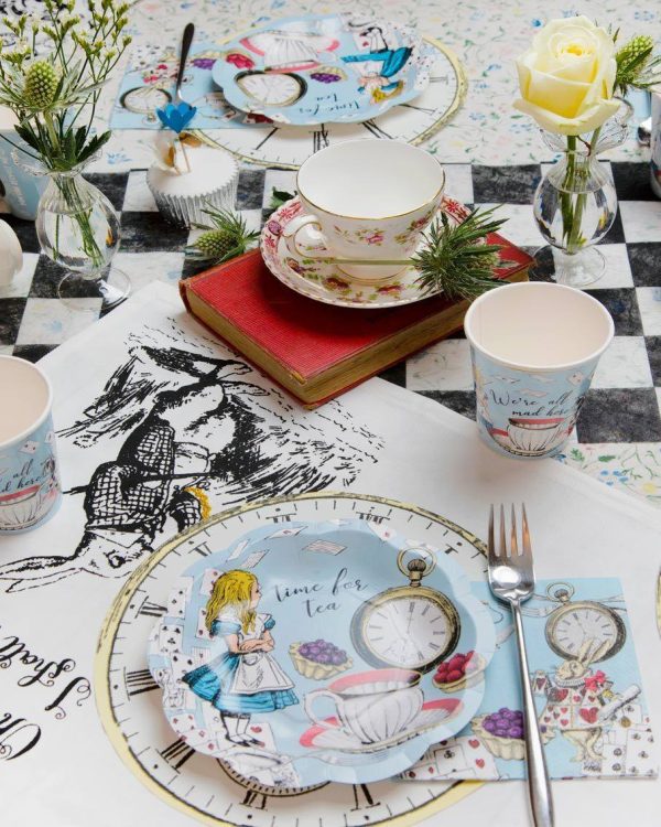 Alice in Wonderland Dessert Plates 12ct Online