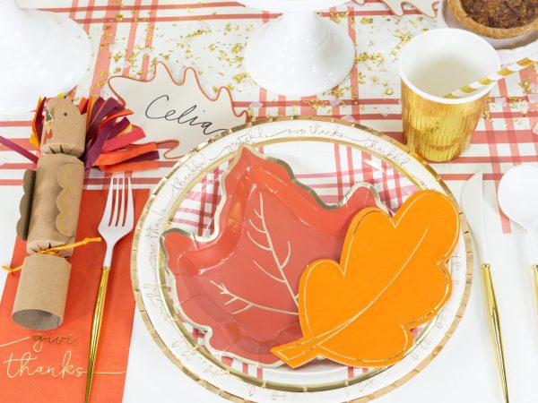 Maple Leaf Shaped Plates 8ct Fashion