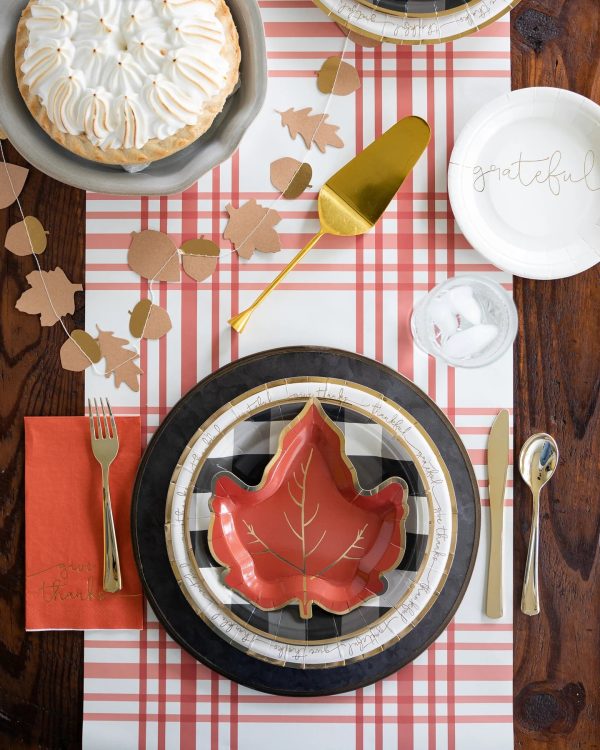 Maple Leaf Shaped Plates 8ct Fashion